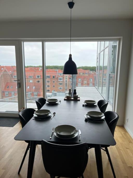 Luxury Penthouse, Location, 3 Bedrooms Arhus