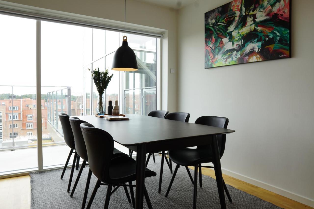 Luxury Penthouse, Location, 3 Bedrooms * Arhus